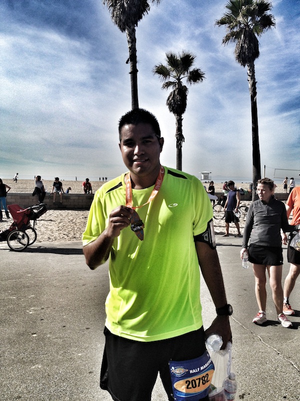 Ricardo-Bueno-Surf-City-Marathon-Finish